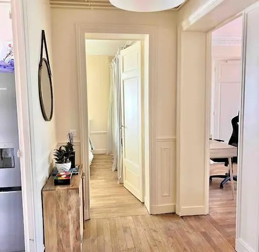 Διαμέρισμα 2-bed Cosy - Location *